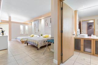 Unique Stay with European Charm - Palm Coast - 3