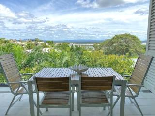 Deluxe Noosa Penthouse with 5-Star Views - 9