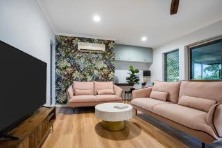 Deco View Family Oasis in Cairns - East Trinity - 9