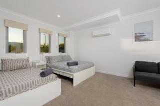 22 Cooyou Close - Exmouth - 7