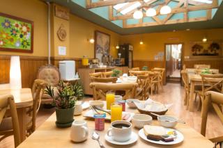 Hostal Cordillera - Punta Arenas - 9