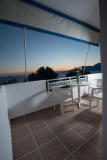 Sunset Holiday Home in Kalamaki - Kalamaki - 5