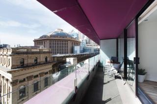 Experience the Buzzing Swanston Locale from QV - 3