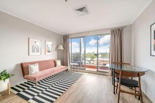 'Georgina' Mid-Century Modern Poolside Stay - Sydney - 2