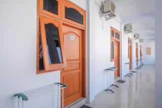 Urbanview Syariah Wisma Nabil Solo - Lawean - 6