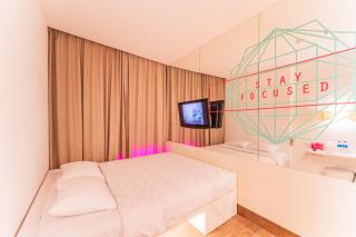 J Icon Hip Hotel - 1