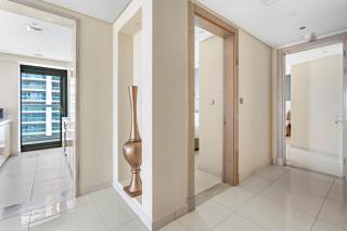 ALiving- Luxury 2BR in Paramount Business Bay DAMAC towers 6106 - Dubai - 1