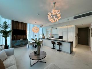 Manzil - 2Br Apt nr Downtown w Lagoon & Burj View - Dubai - 8