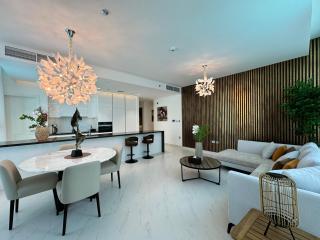 Manzil - 2Br Apt nr Downtown w Lagoon & Burj View - Dubai - 0