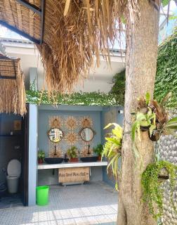 The Jungle Hostel Canggu - 1