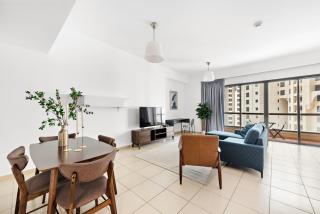 Sleek Studio in JBR with Pool & Dubai Skyline View - Dubai - 0