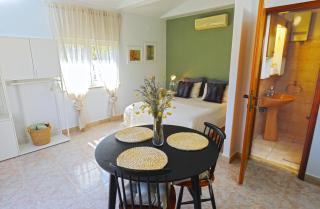 Small stone house in a quiet place island Solta - 6