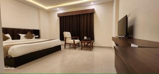 Neelkanth Hotel - Ayodhya - 2