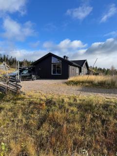 Koselig hytte - Trysilfjellet nært til sykkel- og turstier - 4 soverom, 2 bad, badstue, fiber bredbånd og Elbillader - 3