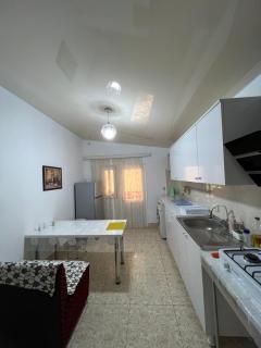 House - Kutaisi International Airport 15 Minutes, Samtredia Kulashi 15Tamar Mepe Street - Samtredia - 2