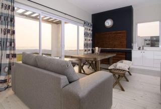 Beachfront Villa - Swakopmund - 8