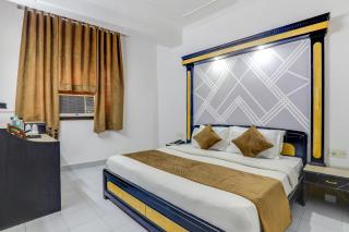 Hotel Sarthak Palace near Karol Bagh Metro station New Delhi - Neu-Delhi - 8