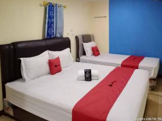 RedDoorz At Jalan Japaris Medan - Medan - 4