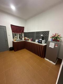 DHIA HOMESTAY - Machang - 8