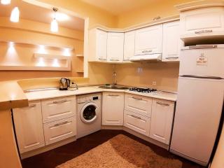 The smell of the Caspian Sea Khatai apartment by Bea paradise - Baku - 5