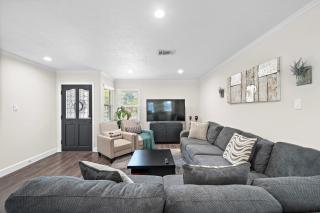 Pool Home Nr Heights, Dt Games Wifi Bbq Yard - Houston - 8