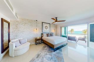 Gorgeous Oceanfront 115 Norte @ Mareazul Beachfront - 0