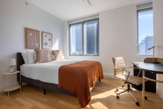 Midtown West 2br w gym wd nr hudson river NYC-1243 - New York - 3