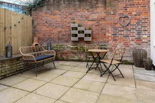 Regency Court- Free evening parking - Southampton - 2