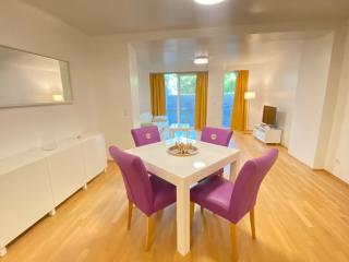 Pelikan Apartments - 8