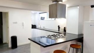 2 Bed Basement Apartment Short Term Rental & Flexible Renting Shoreditch With Free WiFi ! - Londra - 8