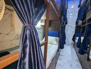 Ayala PG Dormitory Ac Deluxe1 - Mumbai - 7