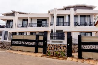 CORNER TWINS APARTMENT FOR RENT IN KIGALI - Kigali - 9