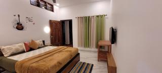 Periyar Inn - Thekkady - 2