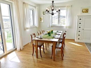 Landhaus Vogel - helle und lichtdurchflutete Maisonette-Ferienwohnung - Wasserburg - 5