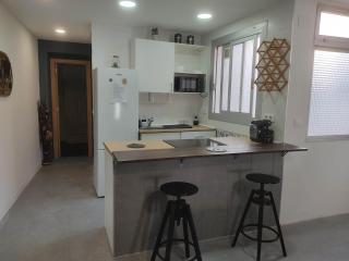 Luminoso apartamento en centro del pueblo con Wifi y A' A' - 0