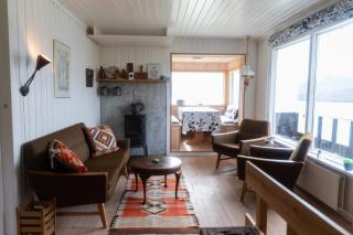 Cottage with stunning view of the sea and islands. - Leynar - 6
