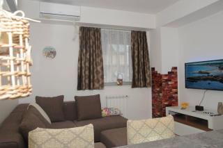 King-size bed, Free parking, kitchenette, wifi apartments - Skopje - 5