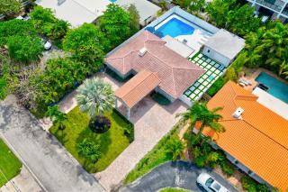 Pool, game room, near beach - Fort Lauderdale - 6