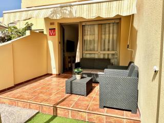 Pambnb - 250m to Beach, Family Pools, Wi-Fi & BBQ - Granadilla de Abona - 4