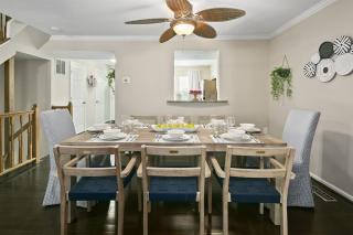 Sleeps 6, Nature trails, 40 Mins to DC, 2 cars MAX - Sterling - 1