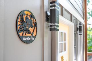 NEW Beehive Tree House Retreat - Pittsboro - 7