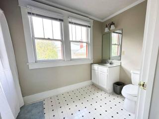Spacious Craftsman near Staunton - Staunton - 5