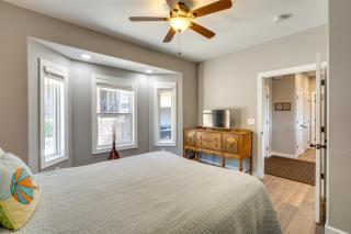 Spacious Lake of the Ozarks Escape with Deck and Views - Linn Creek - 1