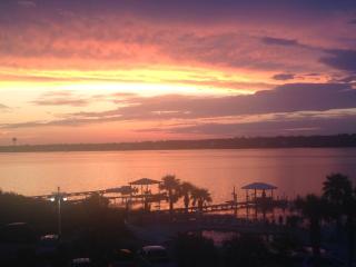 Gulf Shores Surf & Racquet 403C by ALBVR - Beautifully upgraded condo! Incredible sunset views! - Gulf Shores - 2