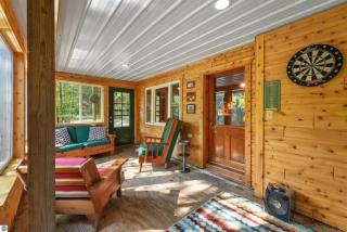 Wildlife Haven Retreat - Evart - 6