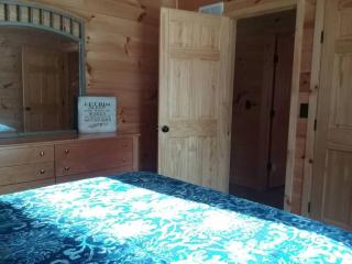 Timber Bend Retreat - 4