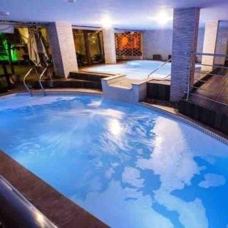 Apartamentos com piscinas na praia de Bombas - Bombinhas - 5