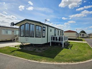 Meadow Lakes 56 - Chapel Saint Leonards - 0