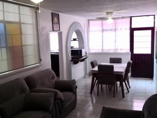 Departamento, 2 Recamaras, Familiar o Equipos de Trabajo, WiFi incluido - 9