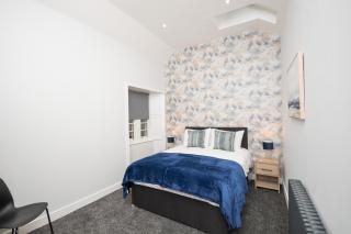 Historical Holmehill Lodge - 2